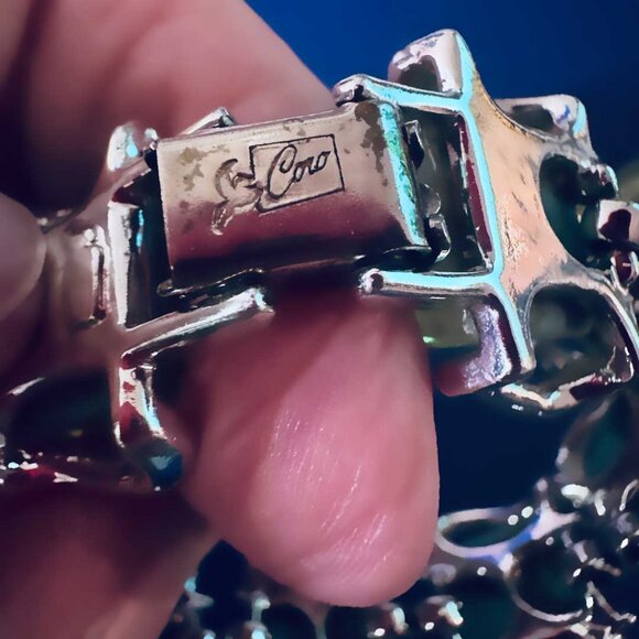 Vintage 1940s-50s Coro Craft Pegasus Confetti Lucite Bracelet - Picture 4 of 4